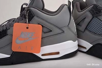 4 Minimalist (2019) GREY COOL JORDAN RETRO 564 945 308497- - 1105